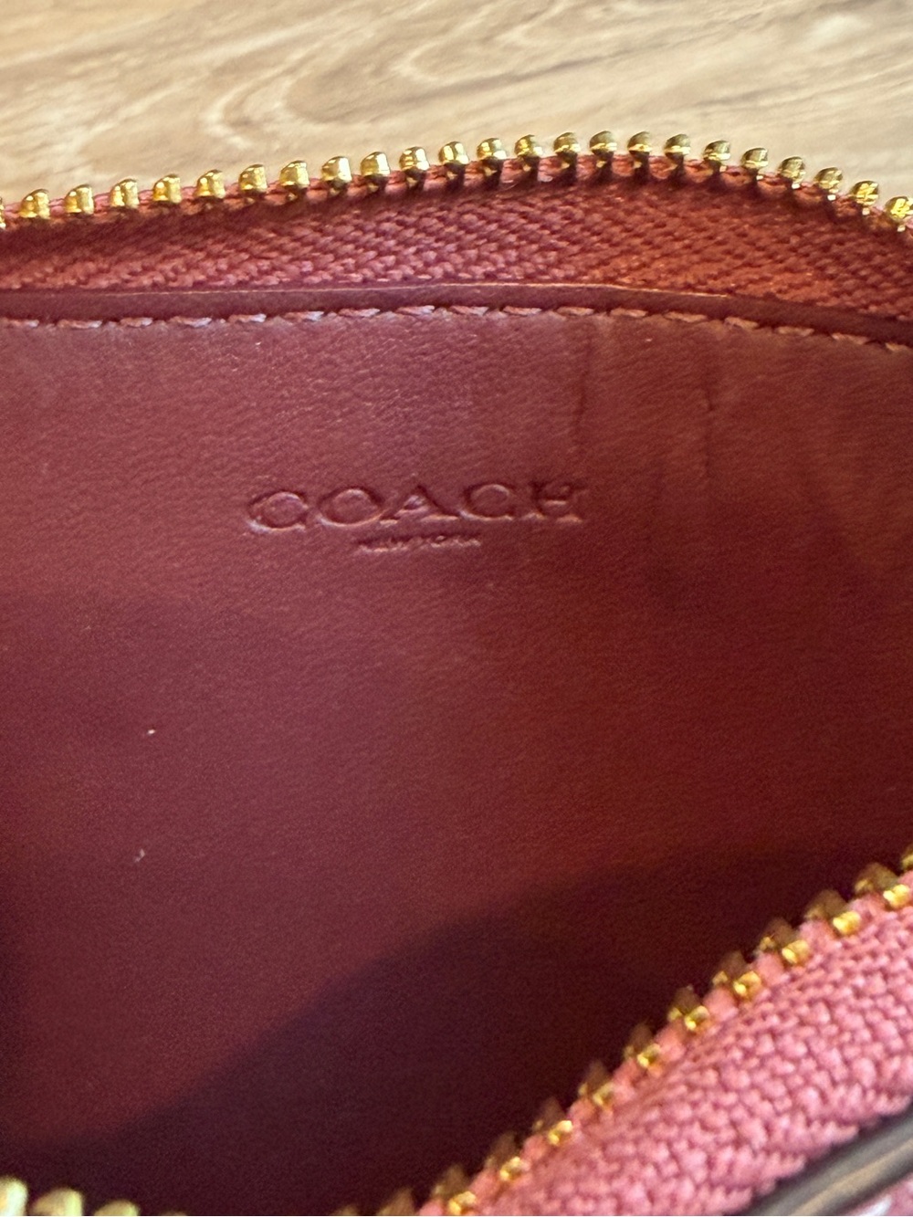Coach Rose Pink Pebbled Leather Card Holder with Gold Chain - Picture 10 of 10
